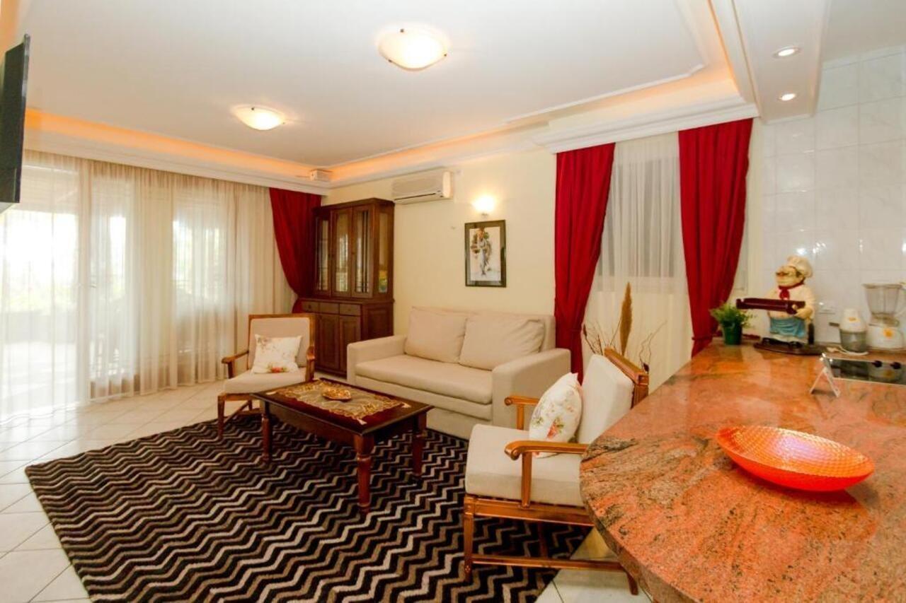Milan'S Apartments Sveti Stefan Exterior photo