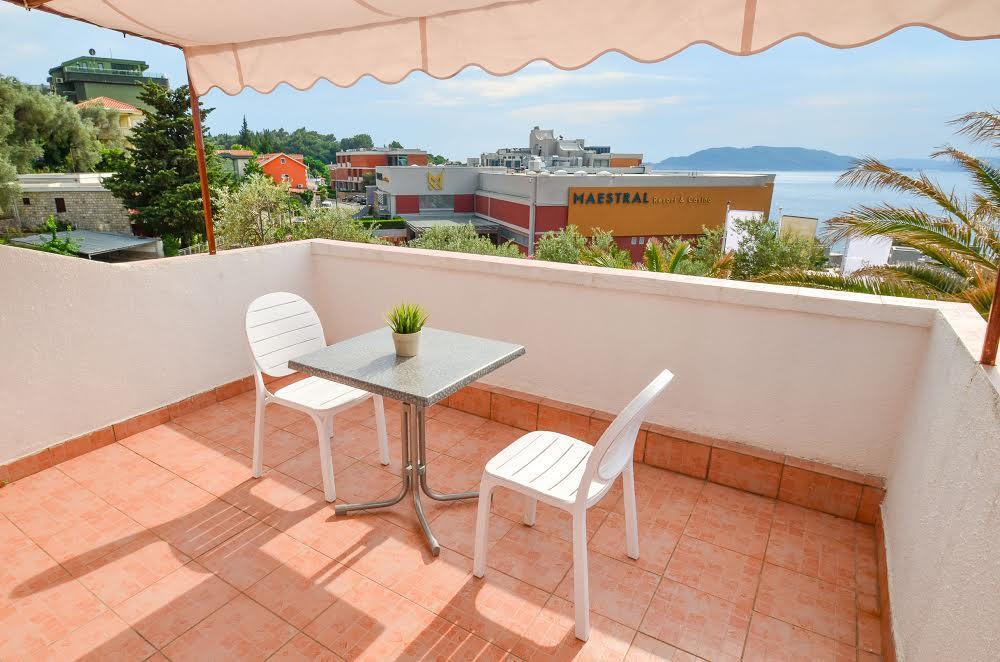 Milan'S Apartments Sveti Stefan Exterior photo